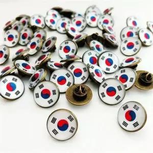 태극기 뱃지 태극기 브로치 대한민국 애국심 삼일절 기념 금속
