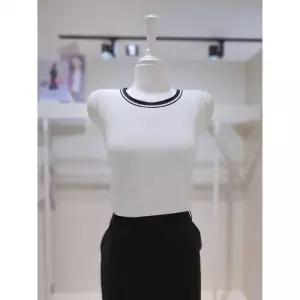 이월수량 더 아이잗 [26 S/S] 쿨터치 배색 라인 골지 포인 니트 761 S6M1PO 761 2773893