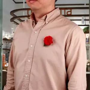 레드 조화 카네이션코 뱃지 브로치 카네이션 포장 카네이션조화 코사지 꽃