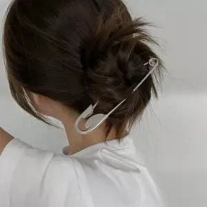 여왕 여신 대왕 옷핀 머리핀 비녀 올림머리 머리 헤어 집게핀 집개핀 헤어스타일링 쓸
