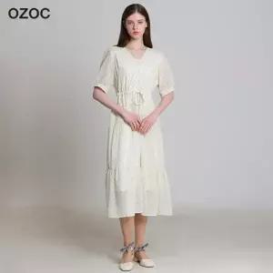 [오조크(OZOC)] 도트패턴 허리셔링 V넥 원피스 (택가격:118000원)