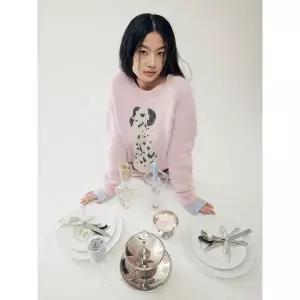 [ZOOC](대전신세계)[ZOOC X 로렌정] 달마시안 자카드 헤어리 풀오버 Z254KSK711
