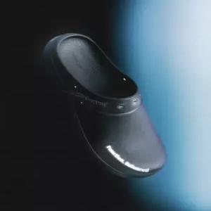 OOFOS x UNAFFECTED OOcloog 블랙 남여공용 클로그