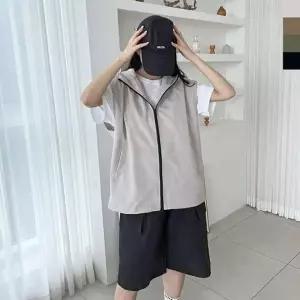 [제이큐]여성 바람막이 조끼 여자 오버핏 일체형 후드 조끼
