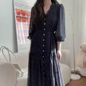 스터닝팩토리 레이디스 봄철 폴시즌 모던 브이칼라 러플 롱티 롱라인 롱드레스네이비 결혼식 격식룩