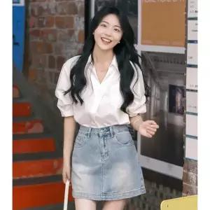 여름 빅사이즈 여성셔츠 폴리에스터 반팔 블라우스 화이트 사선 셔츠 구김없는 데일리 오피스룩