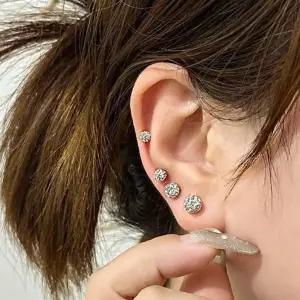 반짝반짝 예쁜 스톤 원형 볼 피어싱 3mm