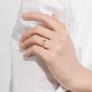 [로이드](마산점)18K 0.5캐럿 다이아몬드 프린세스 솔리테어 반지 LRD22026D