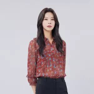 [PAT 여성] 프린트 쉬폰 티블라우스_1J62505