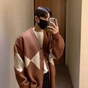 남성 브라운 브이넥 오버핏 가을 패션 가디건