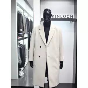 [킨록바이킨록앤더슨]킨록 24FW 울 캐시미어 라이트베이지 패딩안감 변형 더블버튼 오버핏 롱코트 FIO19