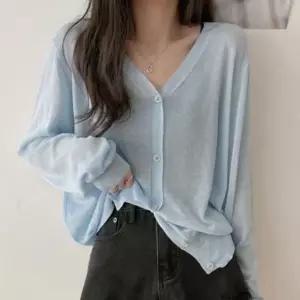 컴포트룩 여성용 시즌 브이라인 롱슬리브 스웨터 데일리룩카디건 야상점퍼 집업 집업자켓 점퍼
