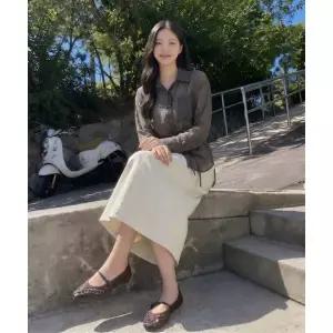로엠 ROEM 린넨 데님 H라인 롱 스커트 RMWJG25G11 257158
