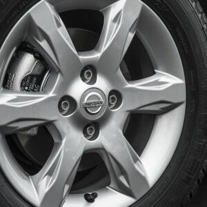 54/60mm 자동차 휠 센터 허브 캡 커버 닛산 X-트레일 Qashqai Note Juke Sentra Patrol Navara Mic 용 배지