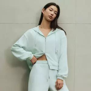 [데상트] 여성 스포츠테리 후드형 트레이닝 자켓 SR322PFT72