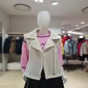 르니앤맥코이하이넥  버클 뽀글이 무스탕조끼 ML12MV302