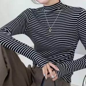 스터닝팩토리 레이디스 줄무늬 반목티 기모안감 폴라넥 폴라넥 탑 트렌디 롱슬리브 여성목라티 여성골