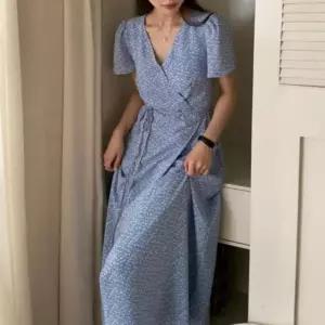 여성 반팔 러블리 캐주얼 랩스타일 V넥 플라워 원피스