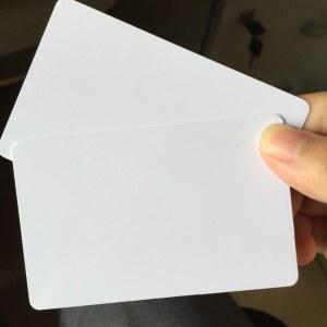 200 개/몫 NFC 태그 215 칩 태그 안드로이드 IOS NFC 전화에 대 한 504 바이트 ISO14443A PVC 흰색 카드