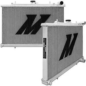 미시모토 MMRAD-RHD-R32 고성능 알루미늄 라디에이터 1988-1994년 닛산 스카이라인 R32에 장착됨