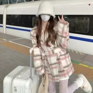 여자 벨티드 하프 알파카 페미닌 체크 코트_X