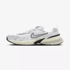 나이키 NIKE V2K 런 W - 서밋 화이트 퓨어 플래티넘 라이트 아이언 오어 메탈릭 실버 FD0736-100