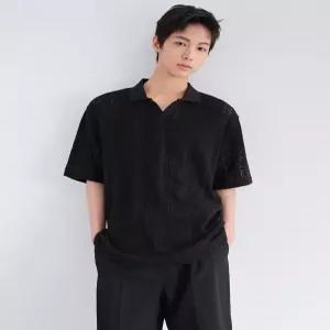 무신사 스탠다드 버티컬 크로셰 슬릿 넥 폴로 셔츠 블랙 606229