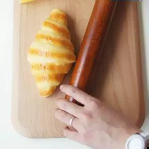 만두피 국수요리할때 편리한 로즈우드 밀대