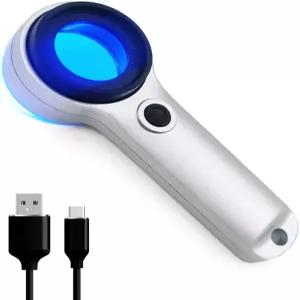 UV 및 LED 조명이 탑재된 휴대용 60배 확대 루페 30mm 광학 코팅 렌즈 USB 충전식 보석용 암석 동전 우표
