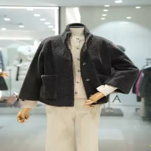 BCBG  밴드넥 FAKE 무스탕  A5WAF815