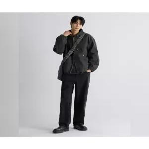 에잇세컨즈 와이드 테이퍼드 핏 데님 팬츠 블랙 456121MM65 5890012