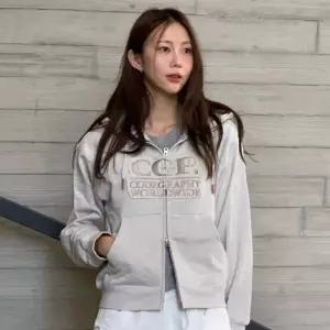 코드그라피 우먼 스퀘어 로고 데미지 후드 집업 오트밀