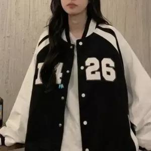 오너클랜 캐주얼 여성 바시티 야구점퍼 레터링 레터링 프린팅 캐주얼 야구점퍼 데일리룩 스타일링