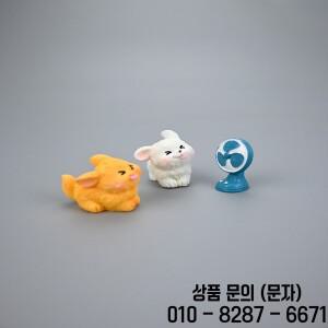팬이 있는 미니어처 강아지 피규어 1/6 인형의 집 액세서리 장난감 모델 하우스 음식 사진 소품 마이크로