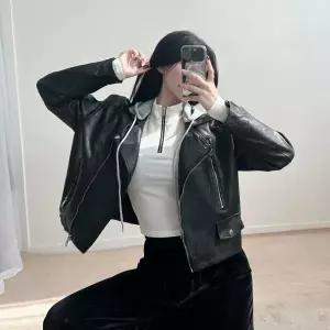 여자 랩 집업 미니멀 후드 가을 라이더 블랙 숏자켓_51