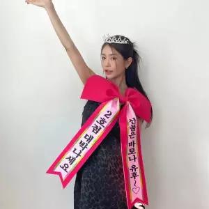 [하프클럽/알티피아]인간화환 대형 리본 에바폼 졸업식 생일 소품 웨딩카 장식용