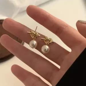 [라일리쥬얼리] Rly 진주 귀걸이 매듭 스타일 2컬러 이어링