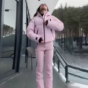 겨울 두꺼운 스포츠 슈트 여성용 핑크 터틀넥 후드 코튼 재킷 지퍼 스트레이트 팬츠 따뜻한 야외 방풍 스키