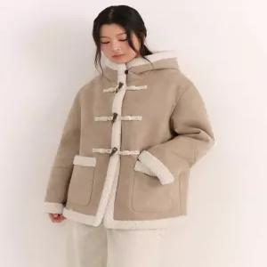 무신사 스탠다드 우먼 우먼즈 신세틱 스웨이드 시어링 하프 더플 코트 베이지 994931