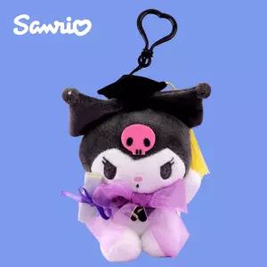 산리오 뉴 학사모 인형 키링 가방고리 13cm - 쿠로미