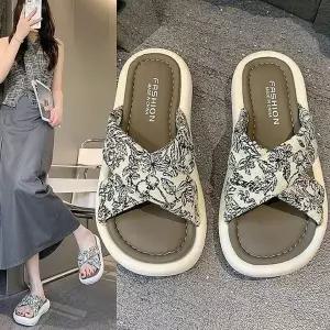 데일리 실내슈즈 쿠션 여름 발편한 슬리퍼 실내화 여성