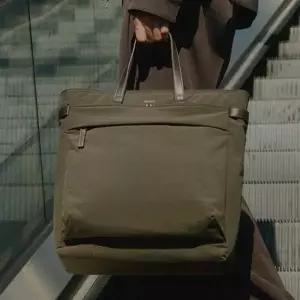 [헤지스](대구신세계)[HATCH-BAG] 카키 나일론 토트백 HJBA6F331K2