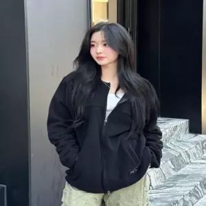 JEEP 지프 2way Peak-logo 라운드넥 플리스 BLACK JQ5TZU192BK 4507542