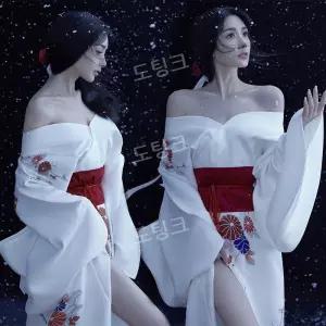 일본 전통 기모노 사쿠라 유카타 코스프레 컨셉의상 졸업사진 촬영 아오자이