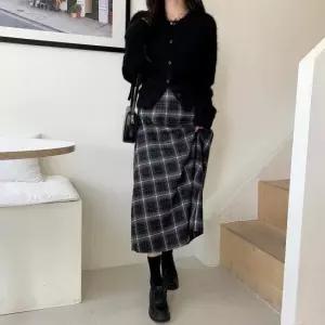 민디야 체크 패턴 A라인 모직 롱 스커트