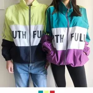 커플시밀러 레트로 삼색 바람막이