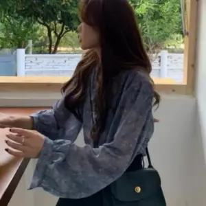 블라우스 레이스 프릴 포인트 쉬폰 플라워