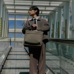 [AK분당점] [헤지스] [HATCH-BAG] 카키 나일론 토트백 HJBA5F331K2