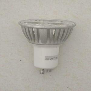 10pcs 3LED 고성능 스팟 전구  흰색 통 3x1W 3W GU10 램프 스포트라이트 AC220V