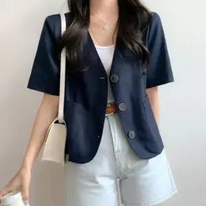 [STYLELUX]LD 여성 여름 썸머 노카라 브이넥 크롭 반팔 단추 자켓
